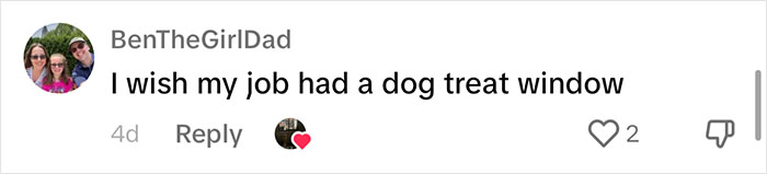 Pizzeria In Chicago Opens Doggie Treat Window, Goes Viral Due To The Most Wholesome Interactions Pizzeria In Chicago Opens Doggie Treat Window, Goes Viral Due To The Most Wholesome Interactions