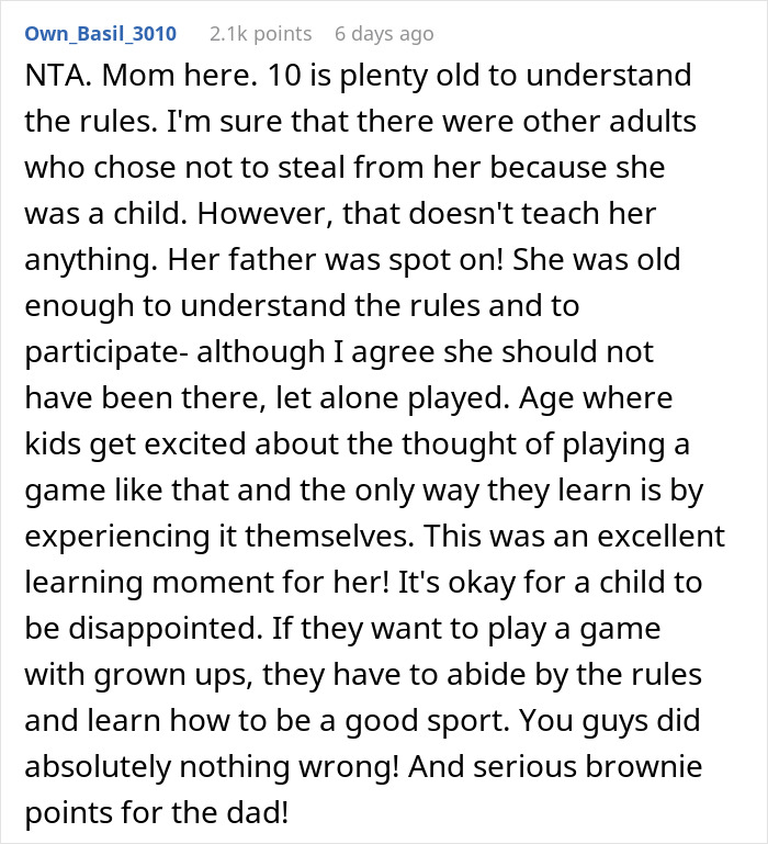 Dad Uses 10YO’s White Elephant Gift Being ‘Stolen’ To Teach A Lesson, Earns Praise Online Dad Uses 10YO’s White Elephant Gift Being ‘Stolen’ To Teach A Lesson, Earns Praise Online