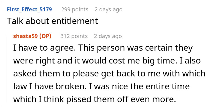 Reddit comments discussing entitlement and legal threats related to snow shoveling. Reddit comments discussing entitlement and legal threats related to snow shoveling.