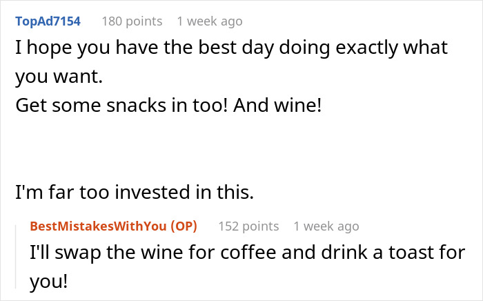 Nosy Coworker Pushes Woman To Reveal Christmas Plans, Regrets It When She Hears The Truth Nosy Coworker Pushes Woman To Reveal Christmas Plans, Regrets It When She Hears The Truth