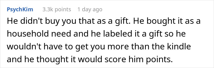 Text response about a Christmas gift early, questioning its true intention. Text response about a Christmas gift early, questioning its true intention.