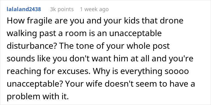 Reddit comment discussing a couple's disagreement about FIL's arrival time during the holiday season. Reddit comment discussing a couple's disagreement about FIL's arrival time during the holiday season.