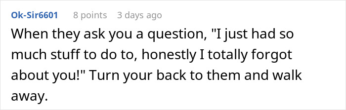 Text screenshot from Ok-Sir6601 about forgetting Christmas gift for host. Text screenshot from Ok-Sir6601 about forgetting Christmas gift for host.