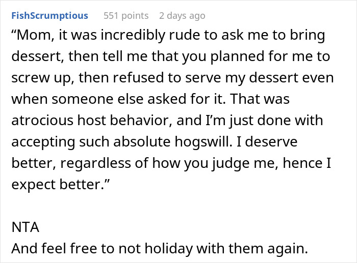 Text exchange about Thanksgiving dinner conflict over dessert, with emphasis on family dynamics and expectations. Text exchange about Thanksgiving dinner conflict over dessert, with emphasis on family dynamics and expectations.