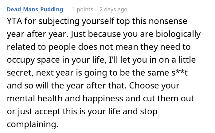 Reddit comment advising someone to prioritize mental health over family drama at Thanksgiving. Reddit comment advising someone to prioritize mental health over family drama at Thanksgiving.