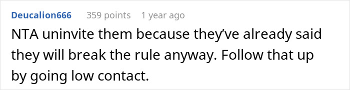 Reddit comment discussing wedding guest issues, advising to uninvite rule-breaking family. Reddit comment discussing wedding guest issues, advising to uninvite rule-breaking family.
