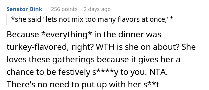A Reddit comment discussing a mom hiding a cake during Thanksgiving dinner. A Reddit comment discussing a mom hiding a cake during Thanksgiving dinner.