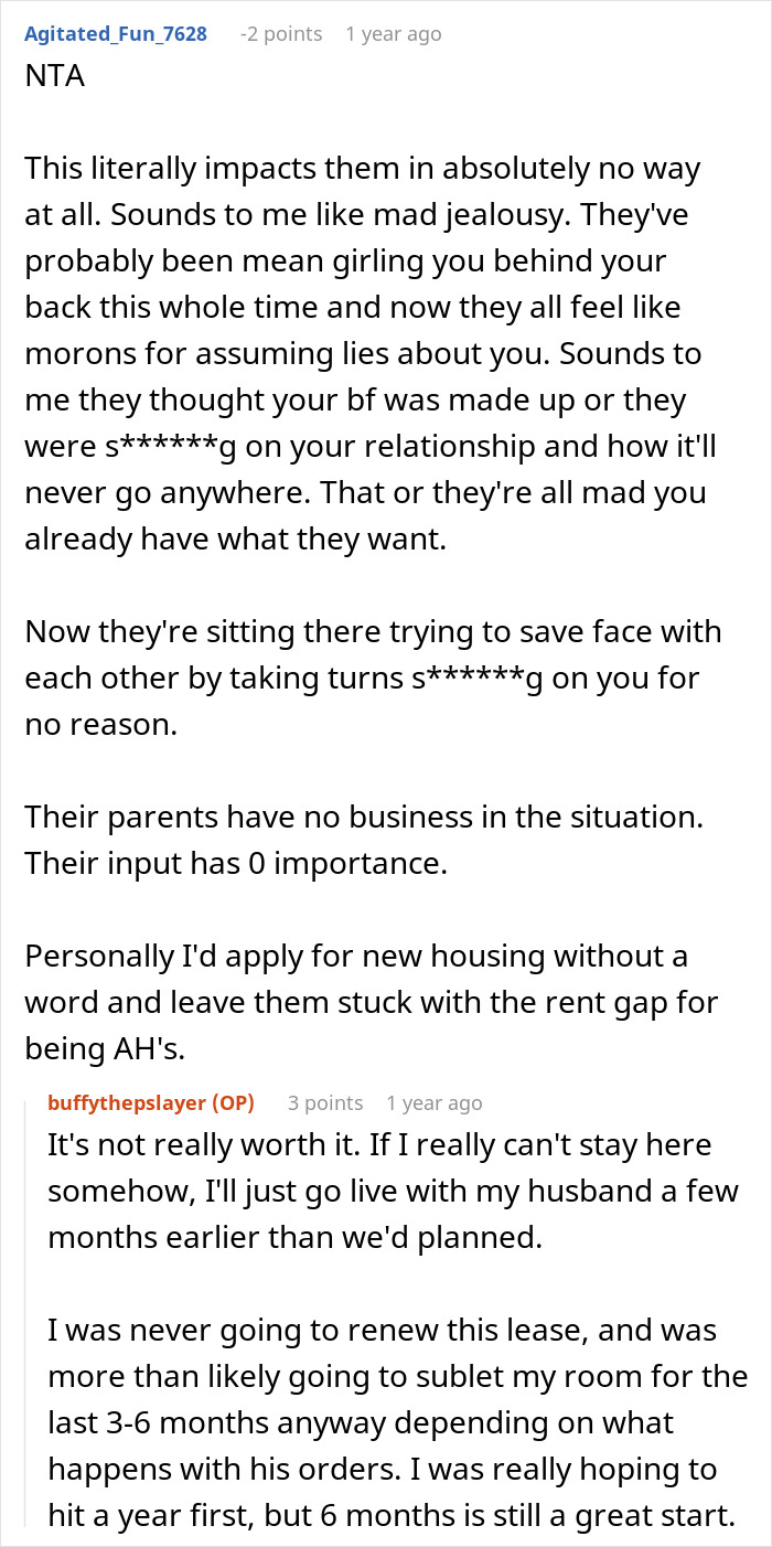 Reddit thread discussion about roommates, secret, and moving out. Reddit thread discussion about roommates, secret, and moving out.