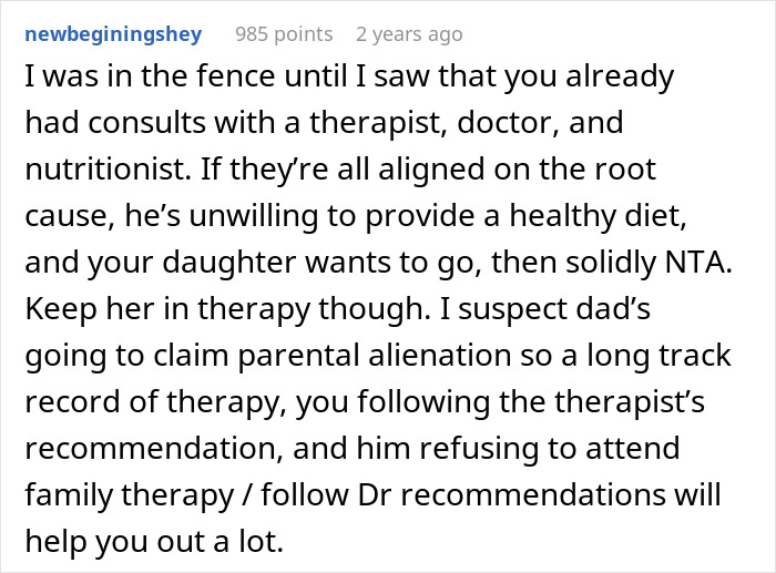 Reddit comment discussing therapy and family dynamics regarding daughter's diet and "fat camp. Reddit comment discussing therapy and family dynamics regarding daughter's diet and "fat camp.