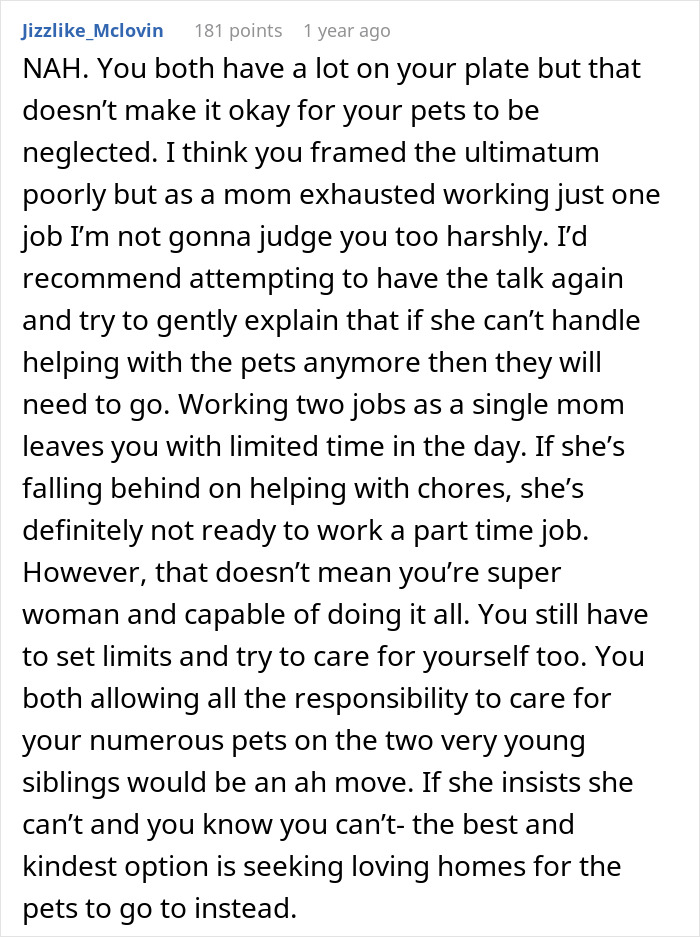 Reddit comment discussing a mom with a busy life and her daughter's responsibilities, highlighting a debate on chronic illness. Reddit comment discussing a mom with a busy life and her daughter's responsibilities, highlighting a debate on chronic illness.