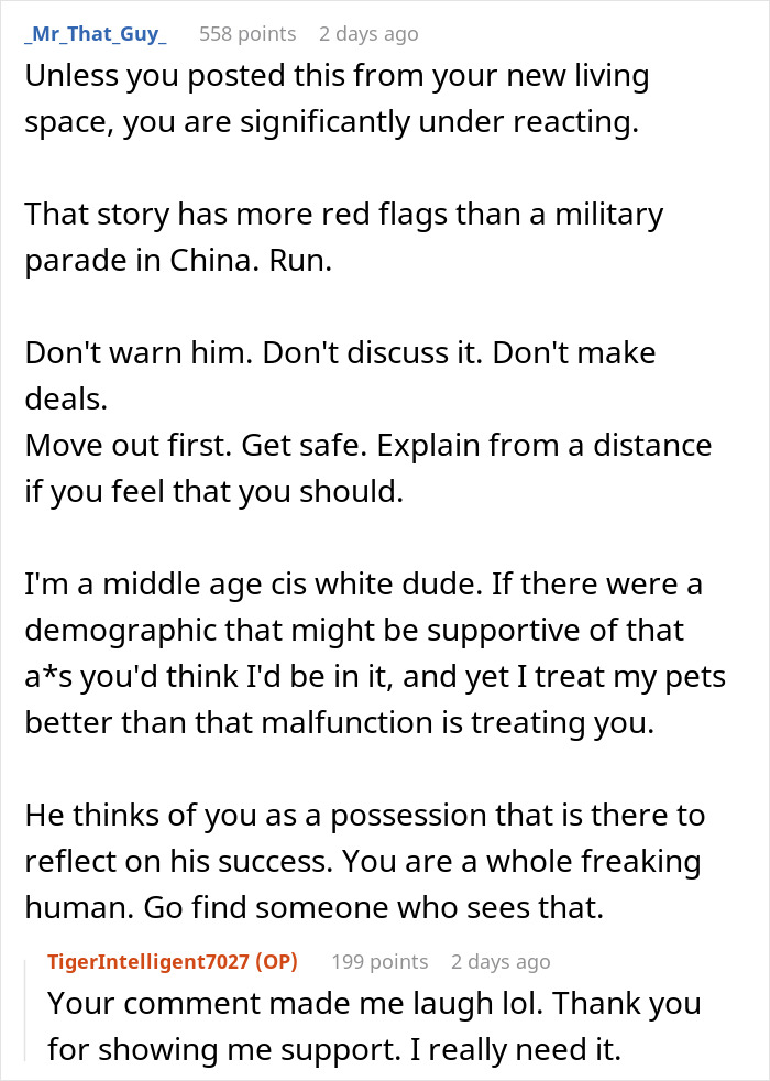 Reddit comment warning woman about boyfriend's dark personality, advising to move out for safety. Reddit comment warning woman about boyfriend's dark personality, advising to move out for safety.