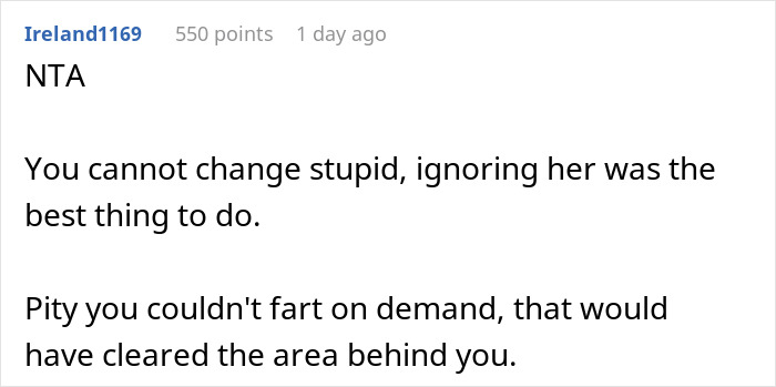 Reddit comment discussing a situation where a mom ignores a child's tantrum on a plane. Reddit comment discussing a situation where a mom ignores a child's tantrum on a plane.