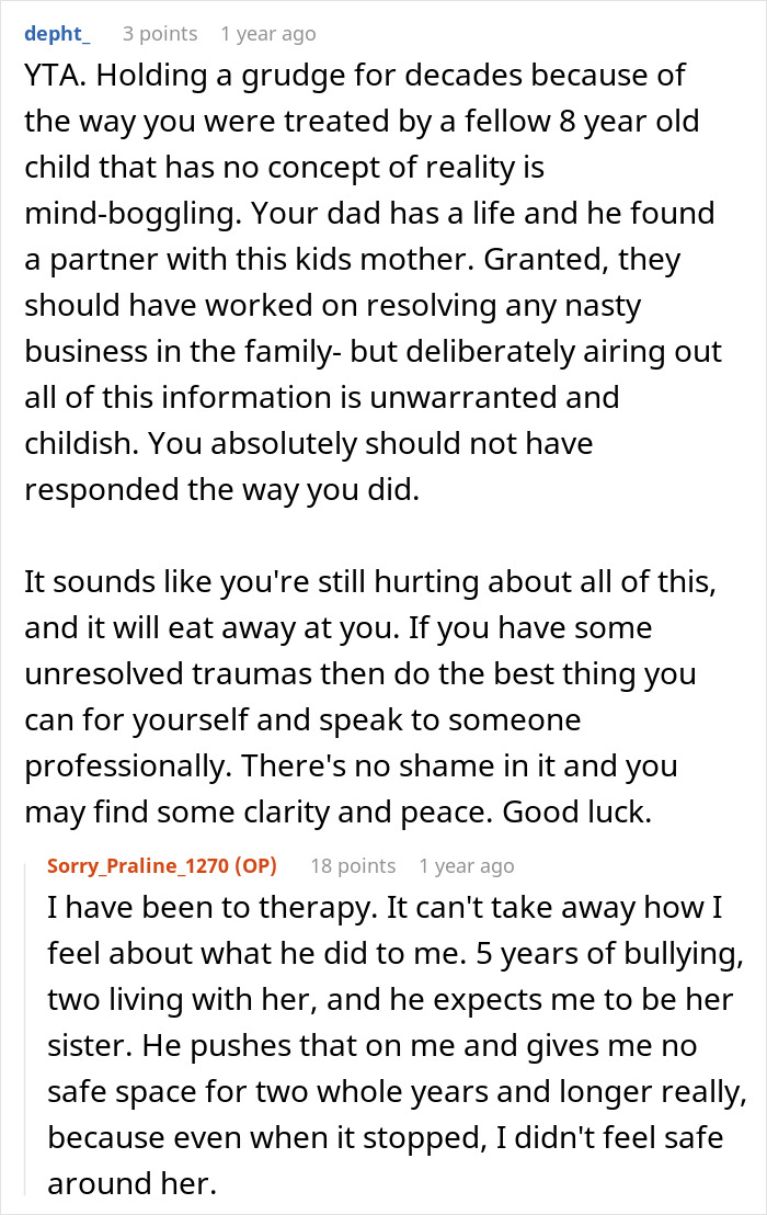 Image of an online discussion about unresolved family issues and therapy advice, involving a father and daughter. Image of an online discussion about unresolved family issues and therapy advice, involving a father and daughter.
