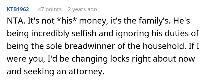 Reddit comment about family's money and selfishness in planning Christmas while husband vacations overseas. Reddit comment about family's money and selfishness in planning Christmas while husband vacations overseas.