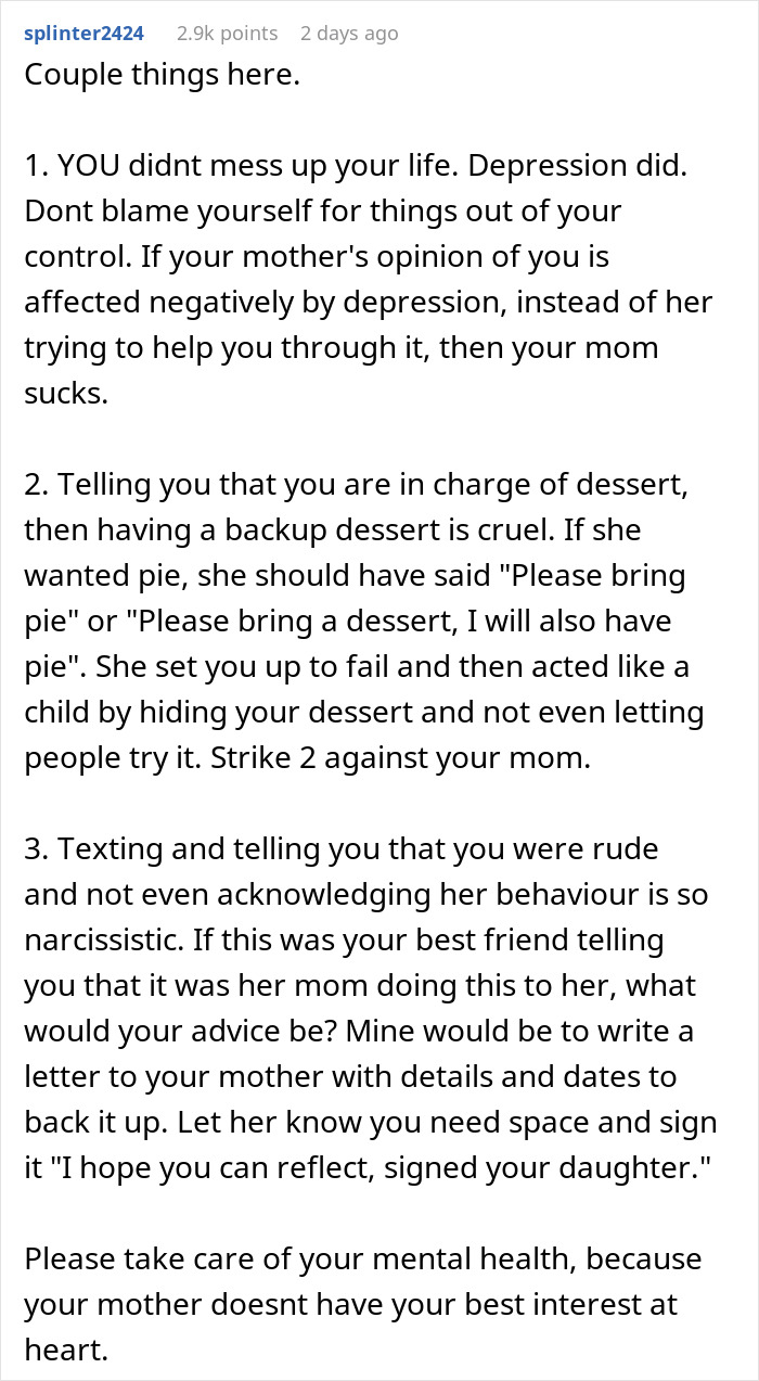 Text post discussing family Thanksgiving dinner issue with backup pie. Text post discussing family Thanksgiving dinner issue with backup pie.