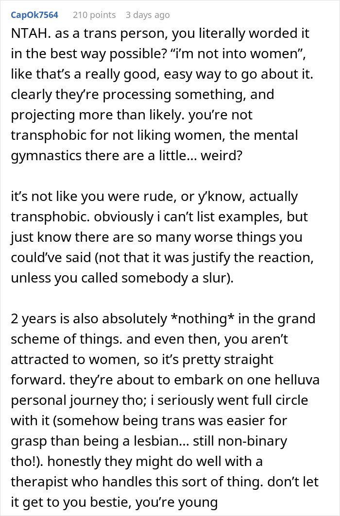 Text exchange discussing the topic of refusing to date a boyfriend post-transition with supportive advice. Text exchange discussing the topic of refusing to date a boyfriend post-transition with supportive advice.