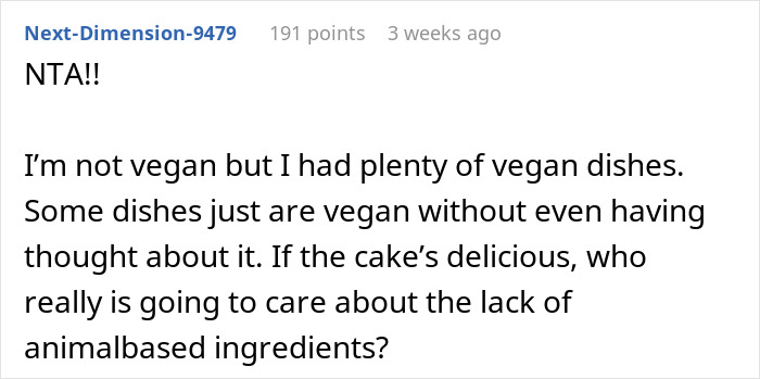 "Reddit comment debating vegan cake choice at wedding, questioning need for labeling if delicious. "Reddit comment debating vegan cake choice at wedding, questioning need for labeling if delicious.