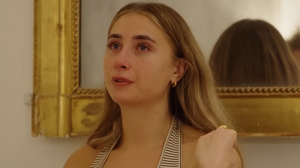 Model Who Slept With 100 Men In 24 Hours Breaks Down: “Sometimes I Feel So Robotic”