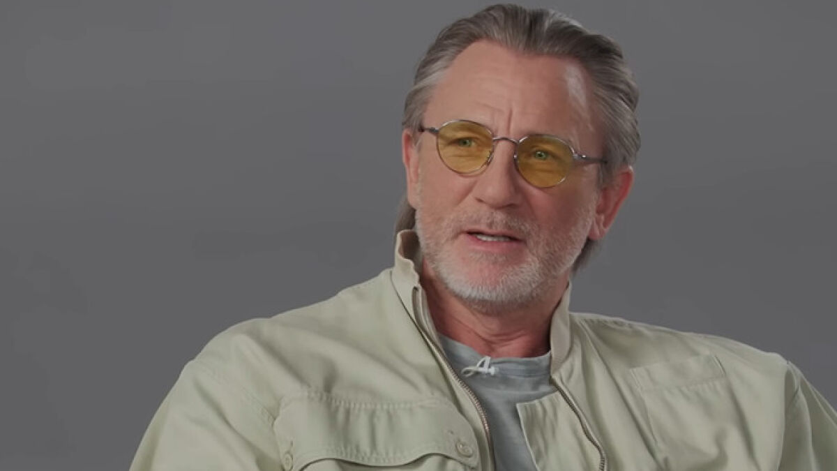 Zendaya “Loved” Filming X-Rated Scene That Daniel Craig Described As “Biggest C**k Tease”