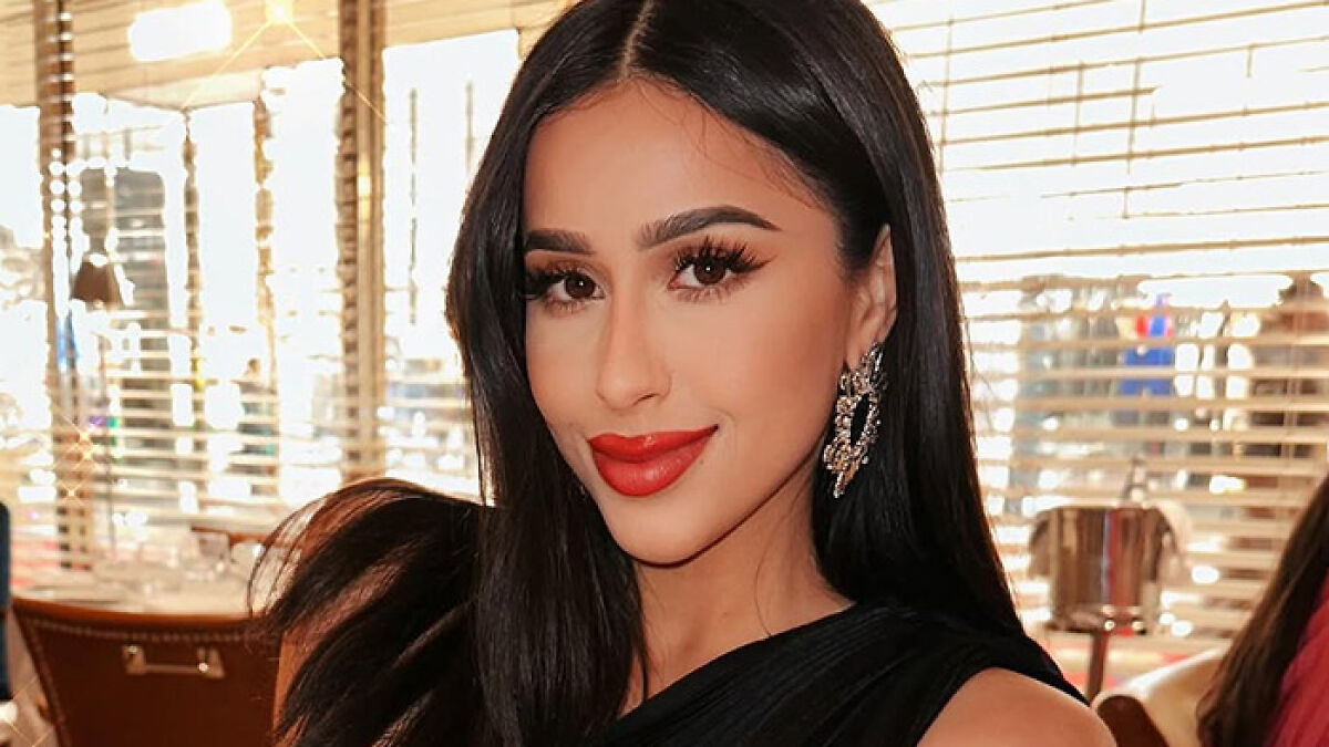 People Slam “Materialistic” Dubai Housewife After “Tone-Deaf” Display Of Christmas Gifts