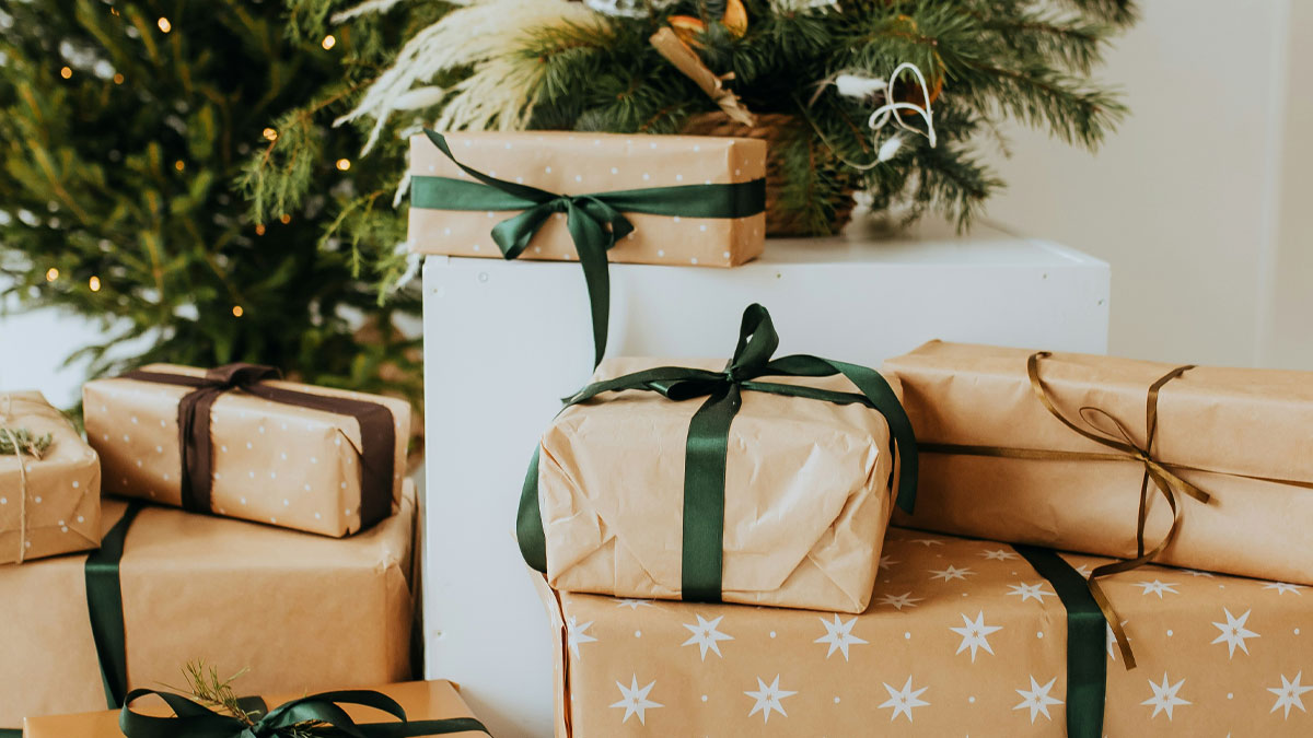 Woman Decides To Treat Stepdaughters The Same As They Treat Her, Causes Christmas Drama