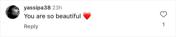 Elizabeth Hurley's Racy Bikini Photo For Christmas Has Fans Gushing: "Mr Hurley Is A Lucky Man" Elizabeth Hurley's Racy Bikini Photo For Christmas Has Fans Gushing: "Mr Hurley Is A Lucky Man"