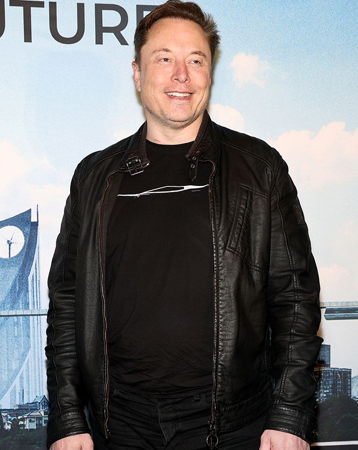"Ozempic Santa" Elon Musk Reveals He's On Even More Powerful Weight Loss Med "Ozempic Santa" Elon Musk Reveals He's On Even More Powerful Weight Loss Med