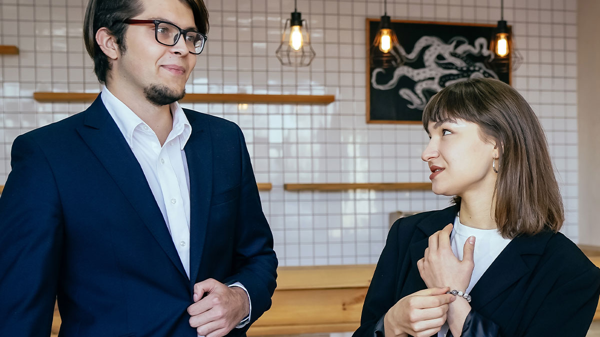 Boyfriend Roasts Woman At Work Christmas Dinner, Ends Up Burning His Relationship Instead