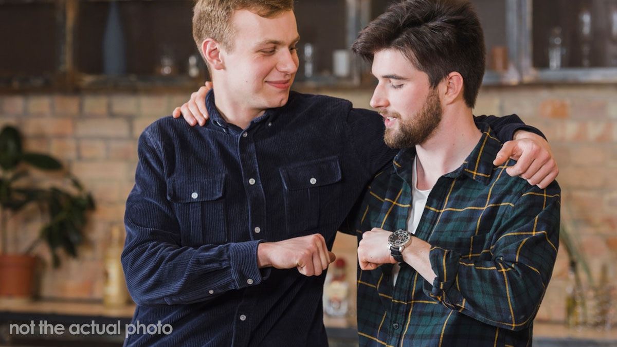 20YO Son Tells Off His Mom For Wrongly Assuming That He’s Gay, Family Drama Ensues