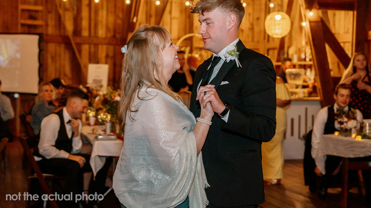 Groom-To-Be Rejects Mom’s Idea Of Her Sentimental Xmas Song For His Summer Wedding, She’s Upset