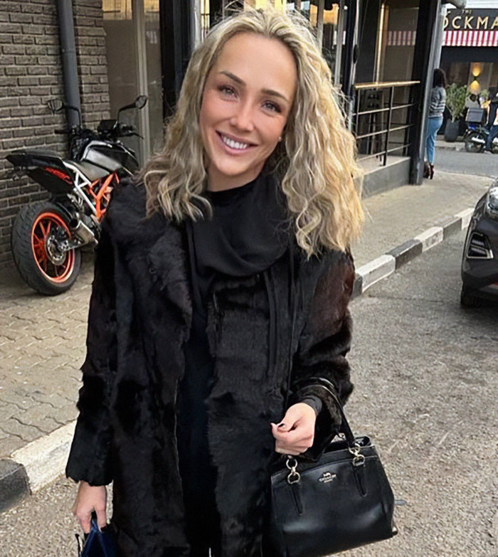 Rita Greyling, Oscar Pistorius' new girlfriend, who is said to look oddly similar to Reeva Steenkamp, Oscar's late girlfriend whose life he took Rita Greyling, Oscar Pistorius' new girlfriend, who is said to look oddly similar to Reeva Steenkamp, Oscar's late girlfriend whose life he took