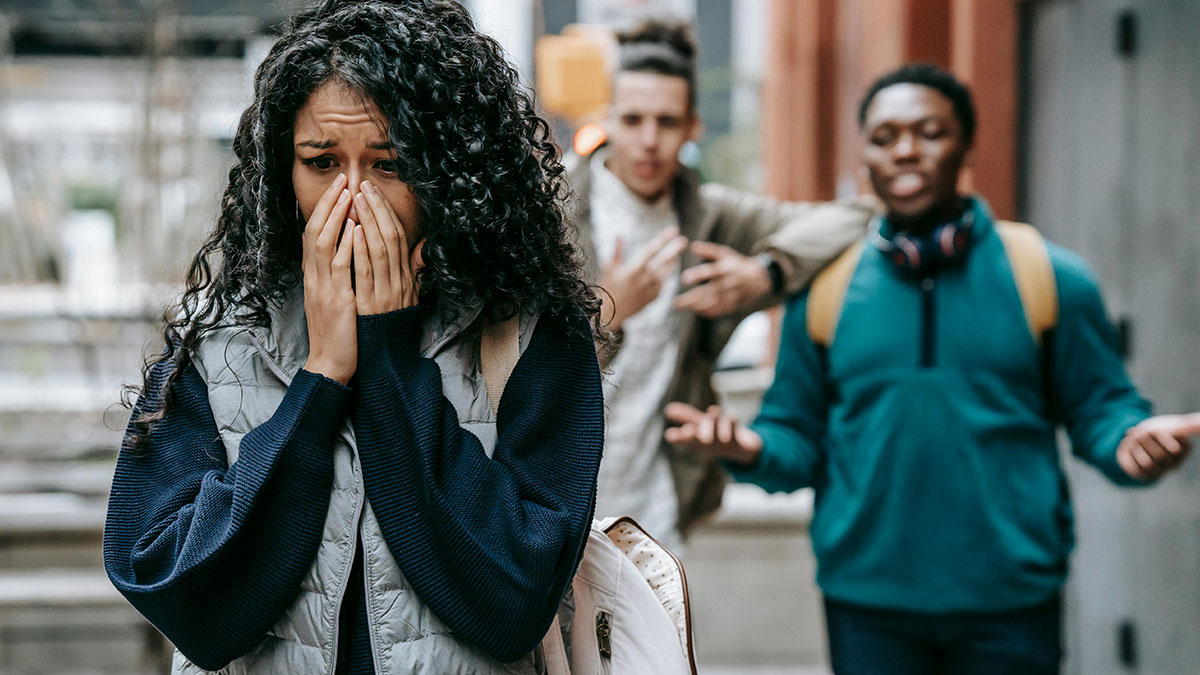 Dad And Daughter Refuse To Attend Family Trip Over One Person: “Really Need A Wake-Up Call”