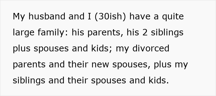 Text describing a large family gathering, highlighting both the husband's and narrator's extended families. Text describing a large family gathering, highlighting both the husband's and narrator's extended families.