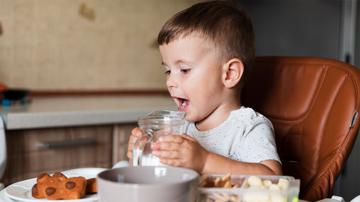 “Not Being Bathed”: 40 Signs The Kids Are Not Alright Because Of Bad Parenting