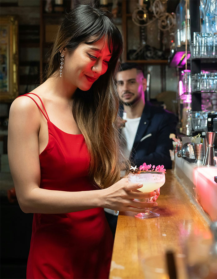 Delusional Or Not? Psychologist Shares 5 Signs That Mean You’re More Attractive Than You Think Delusional Or Not? Psychologist Shares 5 Signs That Mean You’re More Attractive Than You Think