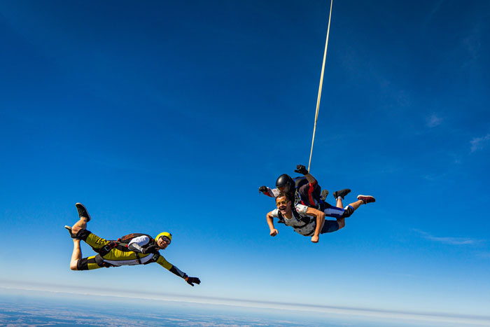 Friends Win $10K After One Ends Up In Hospital In Body Bag Before Going Skydiving Anyway Friends Win $10K After One Ends Up In Hospital In Body Bag Before Going Skydiving Anyway