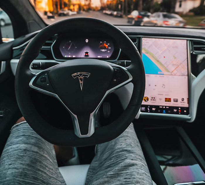 Tesla Blames Young Man For Crash That Tragically Ended His Life While In ‘Autopilot’ Mode Tesla Blames Young Man For Crash That Tragically Ended His Life While In ‘Autopilot’ Mode