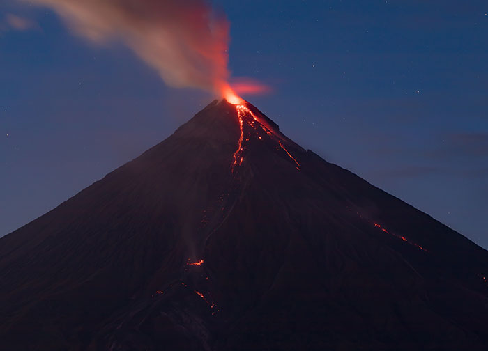 Experts Raise The Alarm About Incoming Massive Volcanic Eruption: “Humanity Does Not Have Any Plan” Experts Raise The Alarm About Incoming Massive Volcanic Eruption: “Humanity Does Not Have Any Plan”