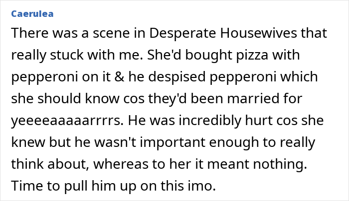 Wife Finds Husband's Christmas Gift, Feels Let Down: "Yet Again I’ve Got A Useless Present" Wife Finds Husband's Christmas Gift, Feels Let Down: "Yet Again I’ve Got A Useless Present"