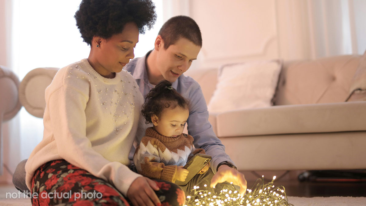 New Mom Finds It Weird That Partner Booked Holiday With Just His Mom, Seeks Sense Check Online