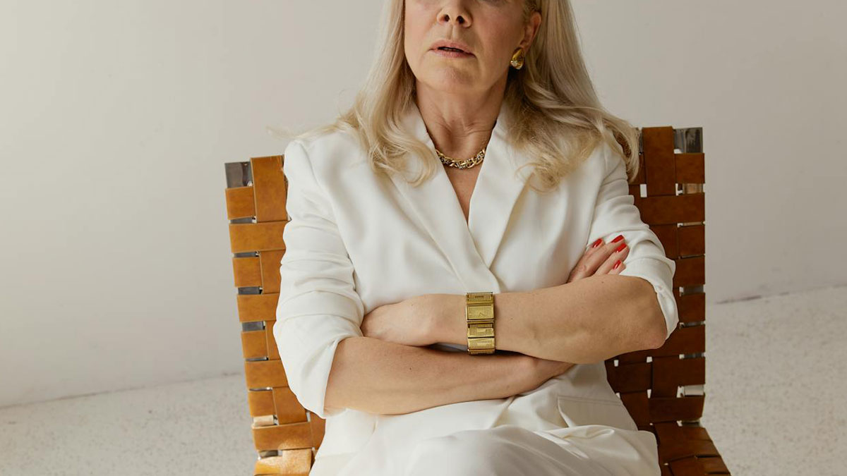 Man Defends Mom’s Unannounced Visits Until Wife’s Post Goes Viral, Confrontation Turns Ugly