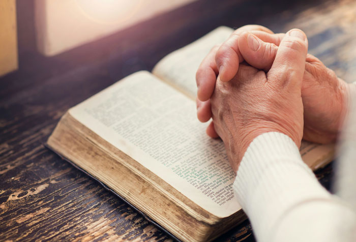 CPS Gets Involved As Woman Refuses To Let 9YO Sister Go Illiterate Over Parents’ Odd Beliefs CPS Gets Involved As Woman Refuses To Let 9YO Sister Go Illiterate Over Parents’ Odd Beliefs