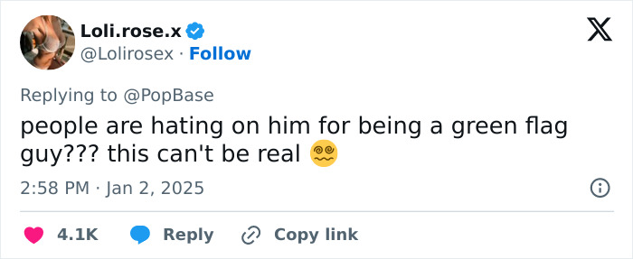 Tweet screenshot discussing "green flag guy" with a surprised emoji reaction. Tweet screenshot discussing "green flag guy" with a surprised emoji reaction.