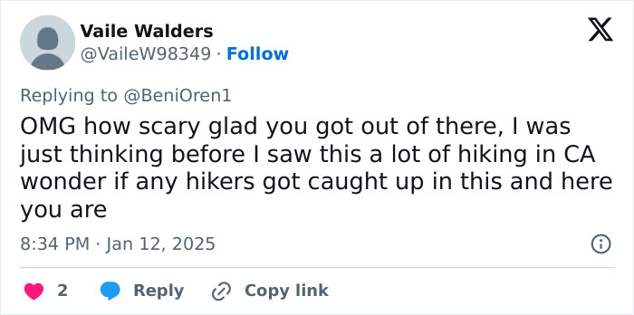 Screenshot of a tweet reacting to the La Palisades fire, expressing relief for someone's safety. Screenshot of a tweet reacting to the La Palisades fire, expressing relief for someone's safety.