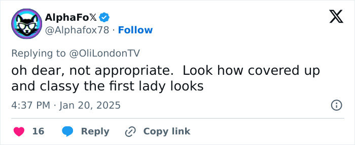 Tweet criticizing Lauren Sanchez's outfit choice at the presidential inauguration. Tweet criticizing Lauren Sanchez's outfit choice at the presidential inauguration.