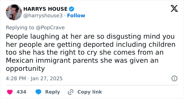 Tweet about Selena Gomez's right to cry, discussing issues of deportation and immigrant parents. Tweet about Selena Gomez's right to cry, discussing issues of deportation and immigrant parents.