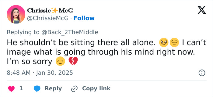 Tweet expressing sympathy and sorrow in response to a tragic American Airlines plane crash. Tweet expressing sympathy and sorrow in response to a tragic American Airlines plane crash.