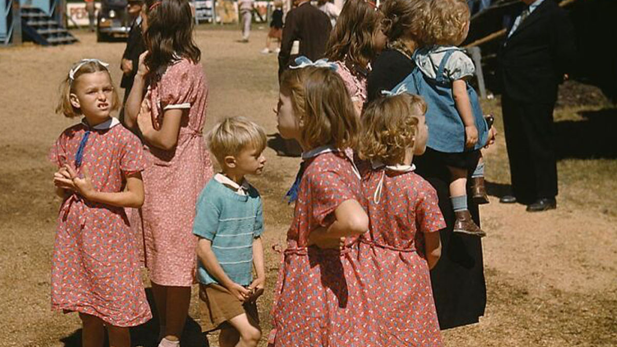 30 Stunning Colorized Images That Bring History To Life