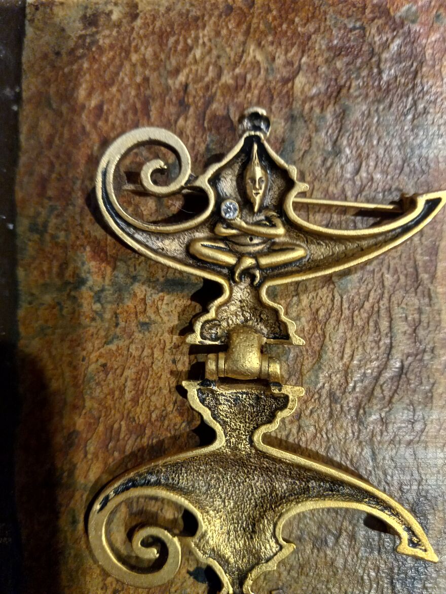 Thrifting! Thrifting!