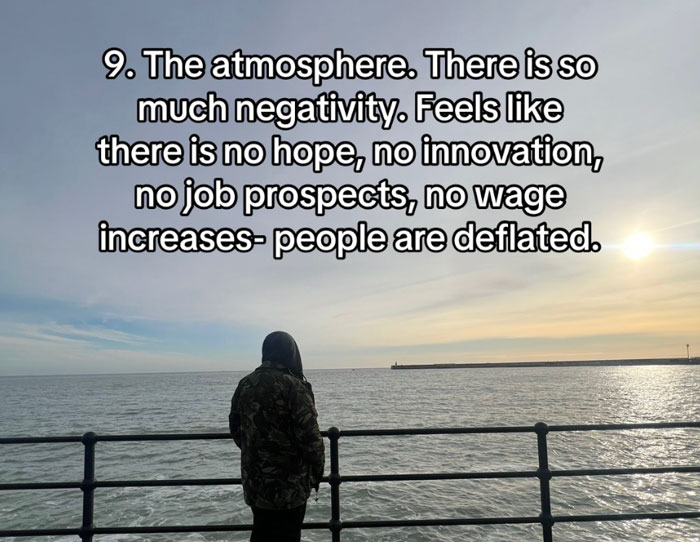 Couple Is Moving From The UK And Lists 20 Reasons Why, Makes The Internet Laugh Couple Is Moving From The UK And Lists 20 Reasons Why, Makes The Internet Laugh